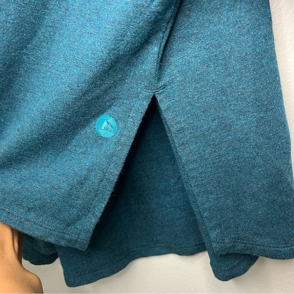 LL Bean Women's Pullover Sweater Modal Round Neck Size M Blue Logo Everyday - Picture 2 of 10